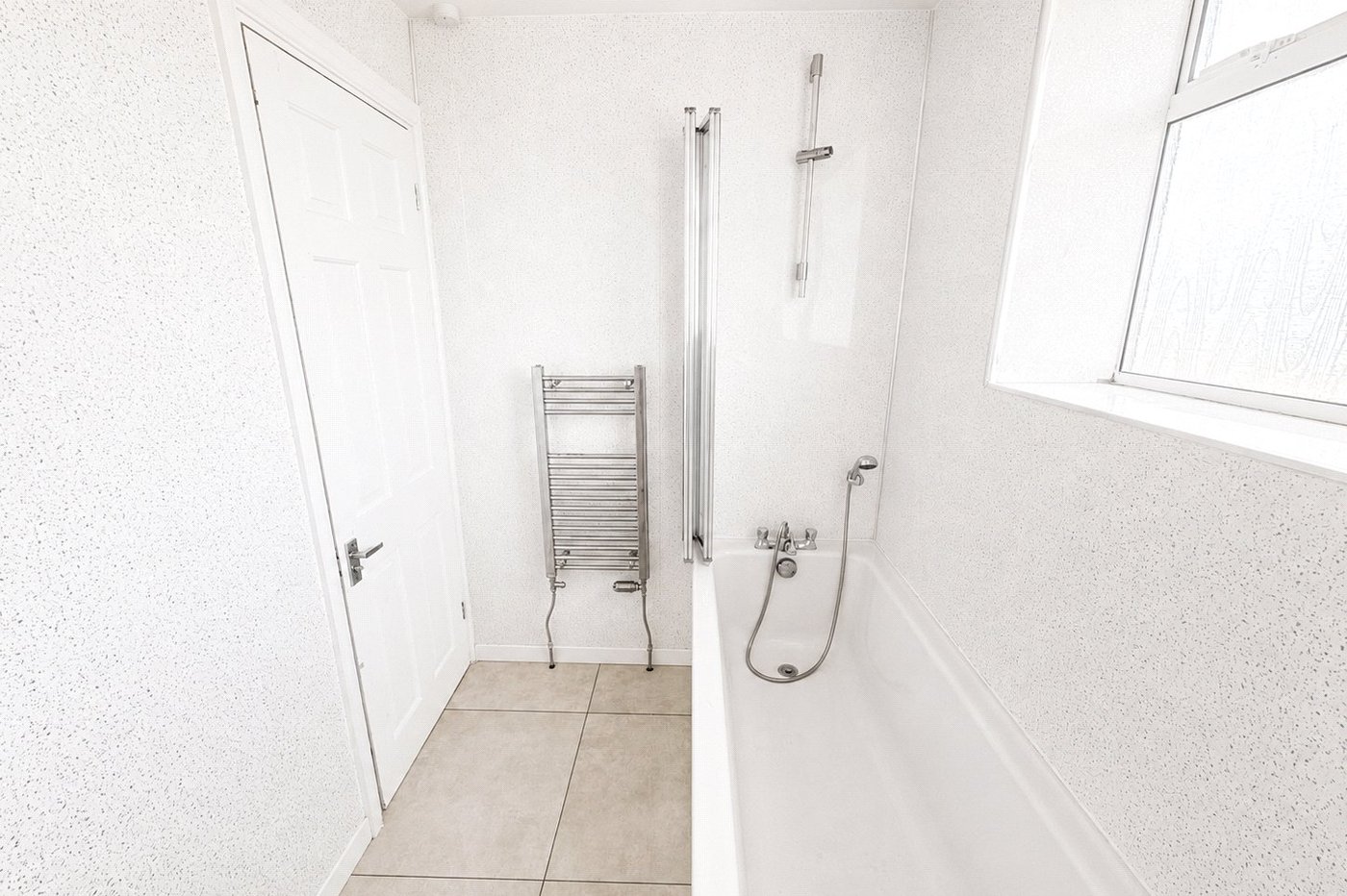 3 bedroom house for sale in London | Robinson Jackson