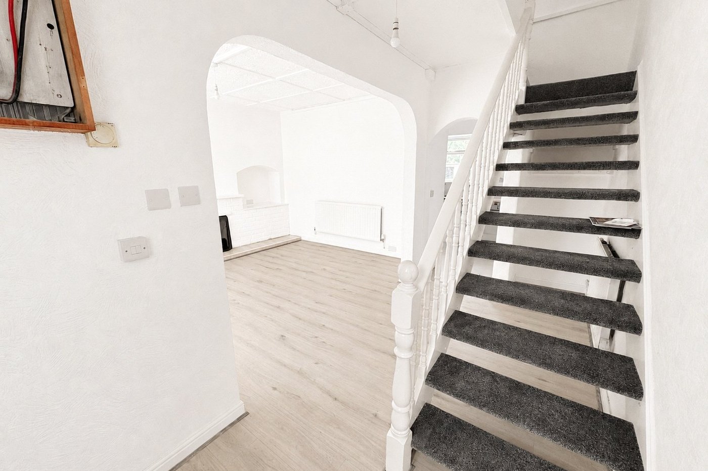 3 bedroom house for sale in London | Robinson Jackson
