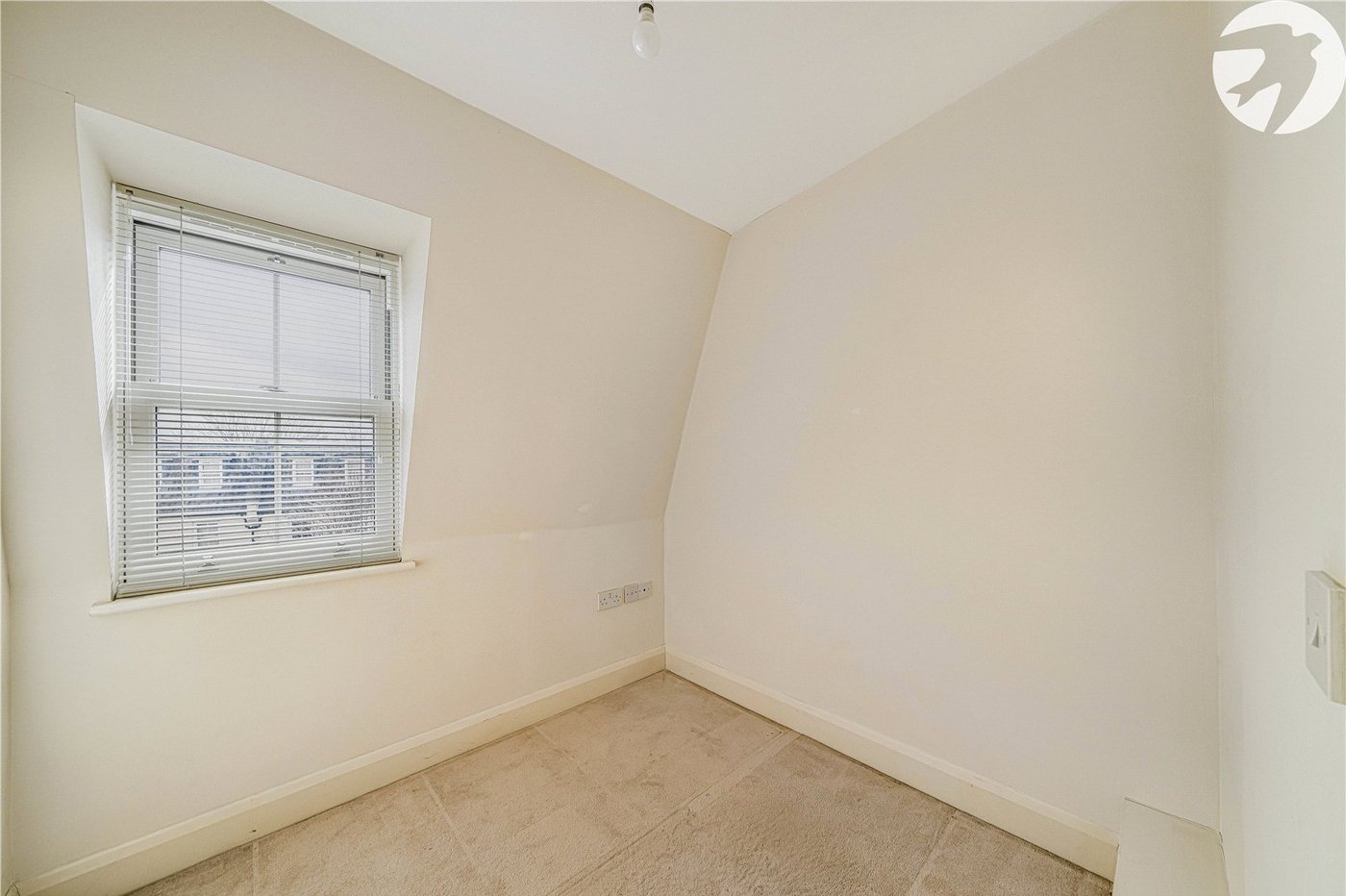 4 bedroom house for sale in Dartford | Robinson Jackson