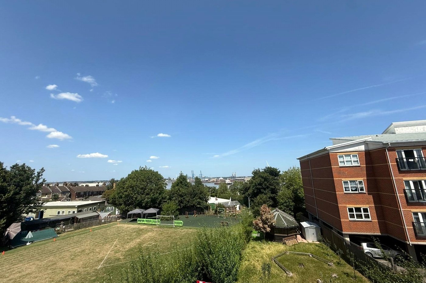 2 bedroom property for sale in South Lawns | Robinson Michael & Jackson