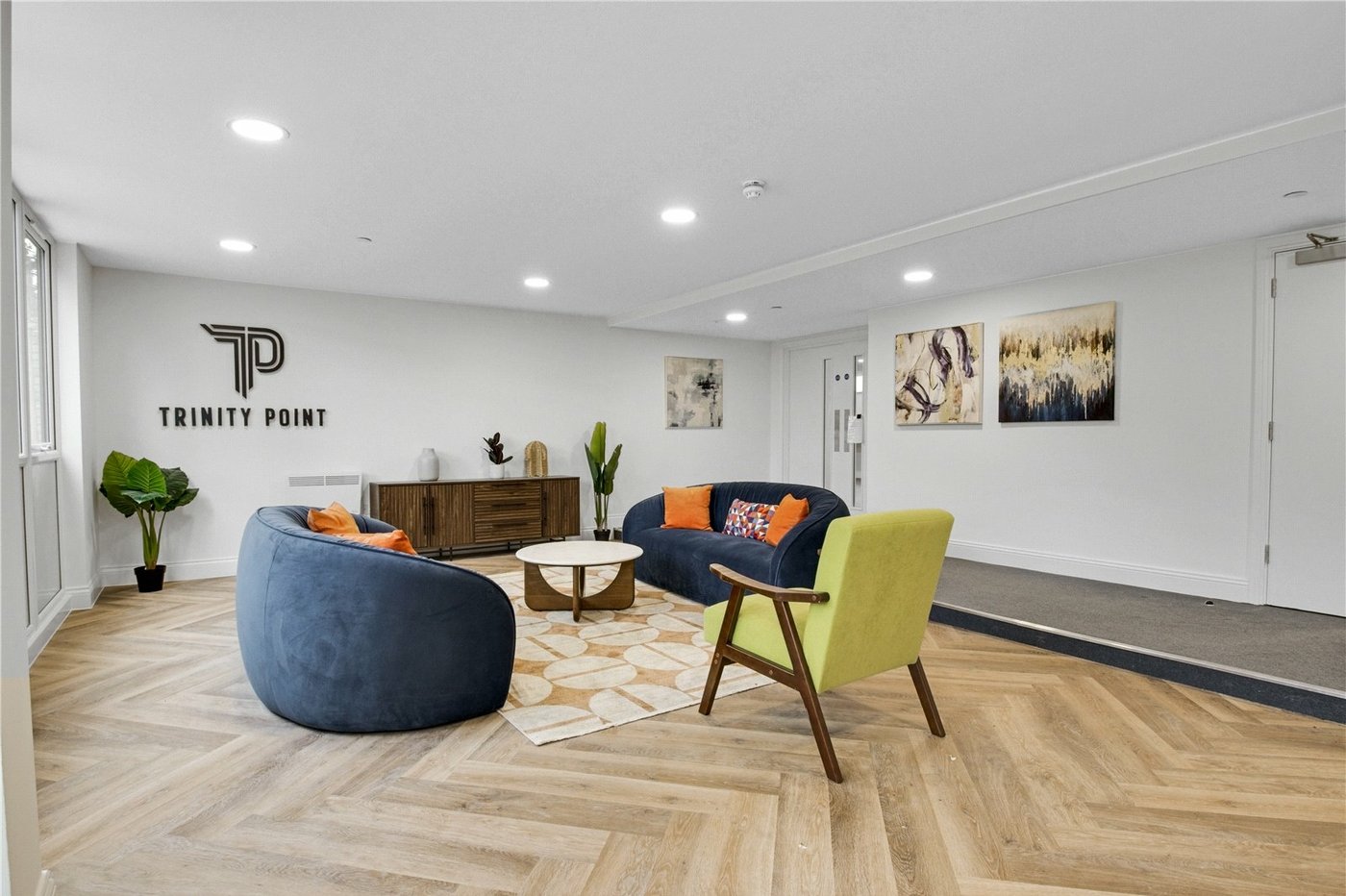 1 bedroom property for sale in New Road | Robinson Michael & Jackson