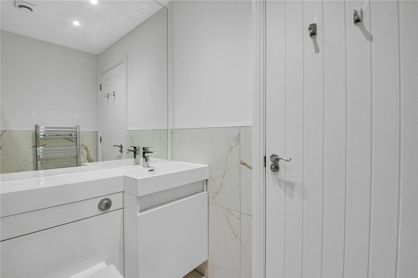 1 bedroom property for sale in New Road | Robinson Michael & Jackson