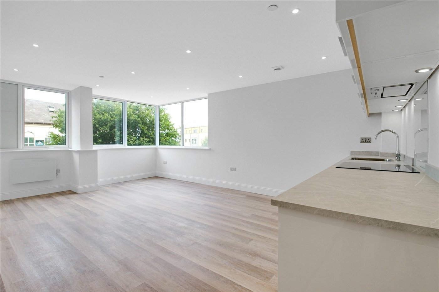 1 bedroom property for sale in New Road | Robinson Michael & Jackson