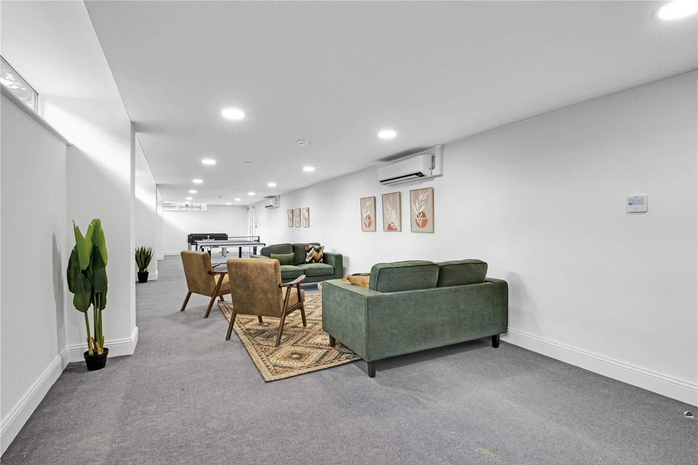 1 bedroom property for sale in New Road | Robinson Michael & Jackson