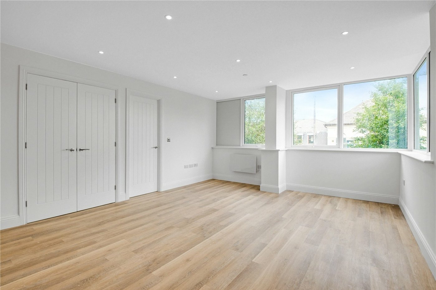 1 bedroom property for sale in New Road | Robinson Michael & Jackson