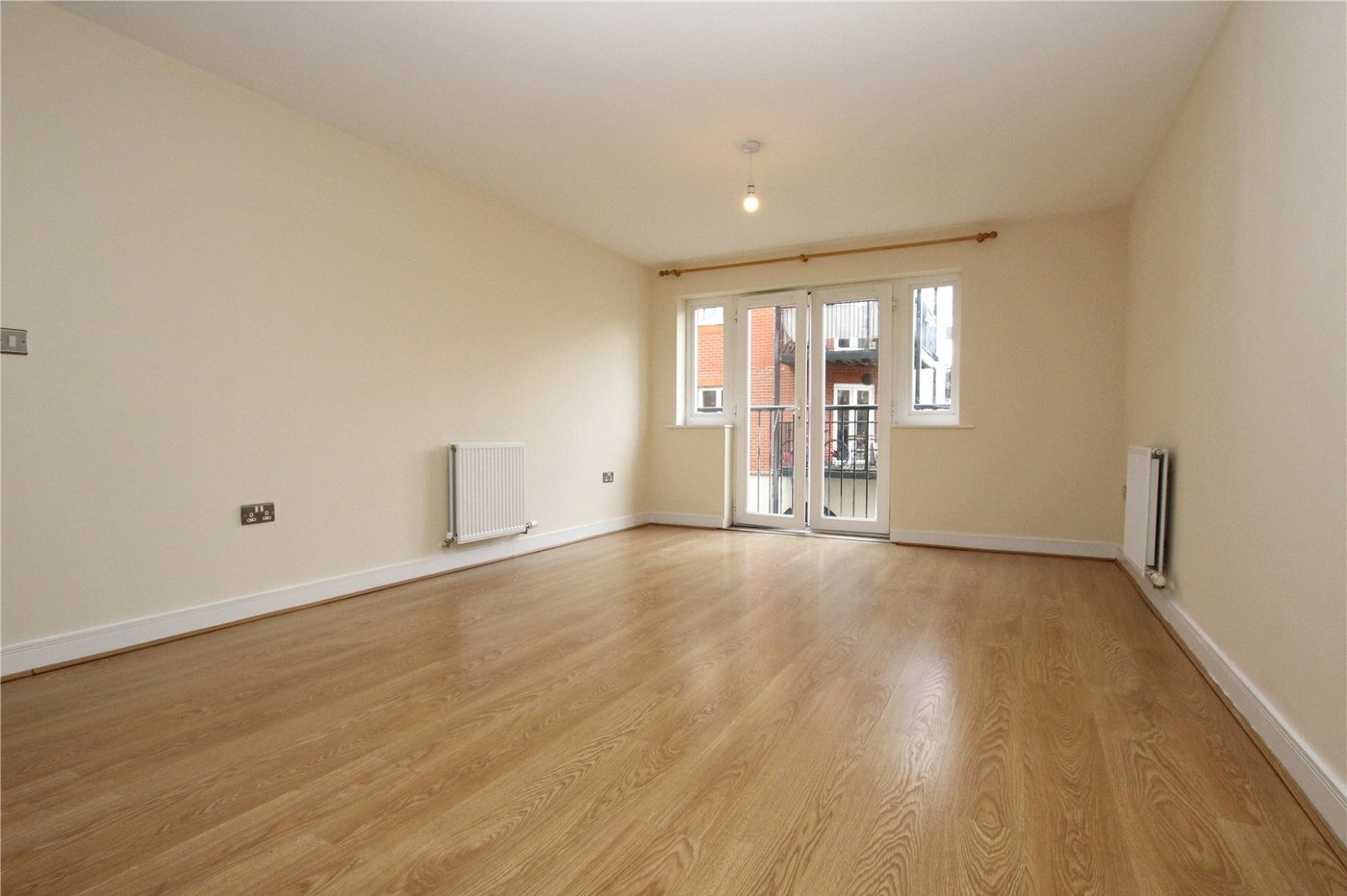 1 bedroom property for sale in Pettacre Close | Robinson Jackson
