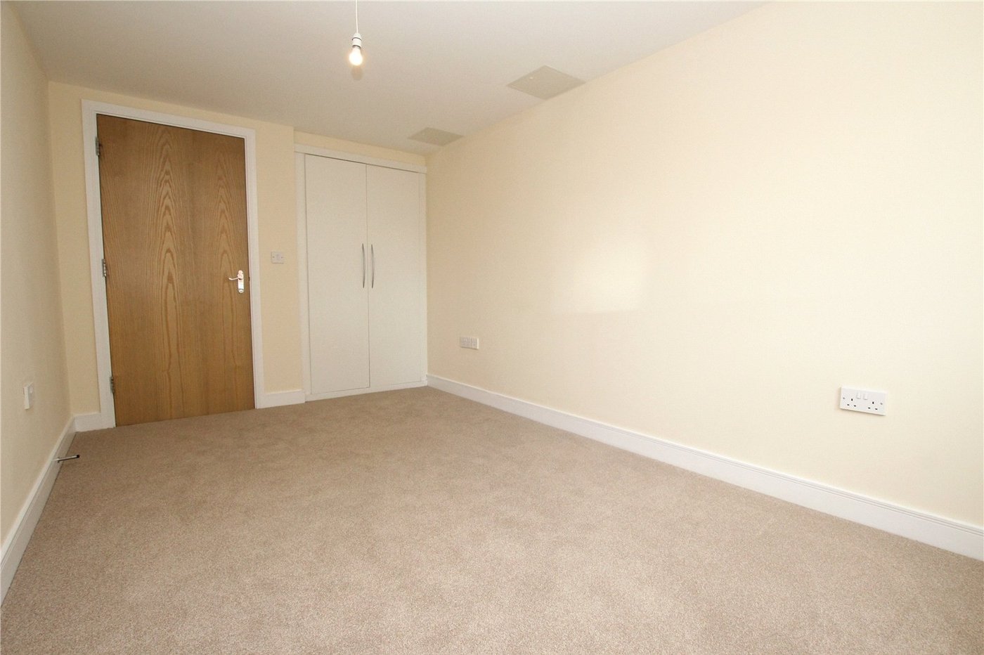 1 bedroom property for sale in Pettacre Close | Robinson Jackson
