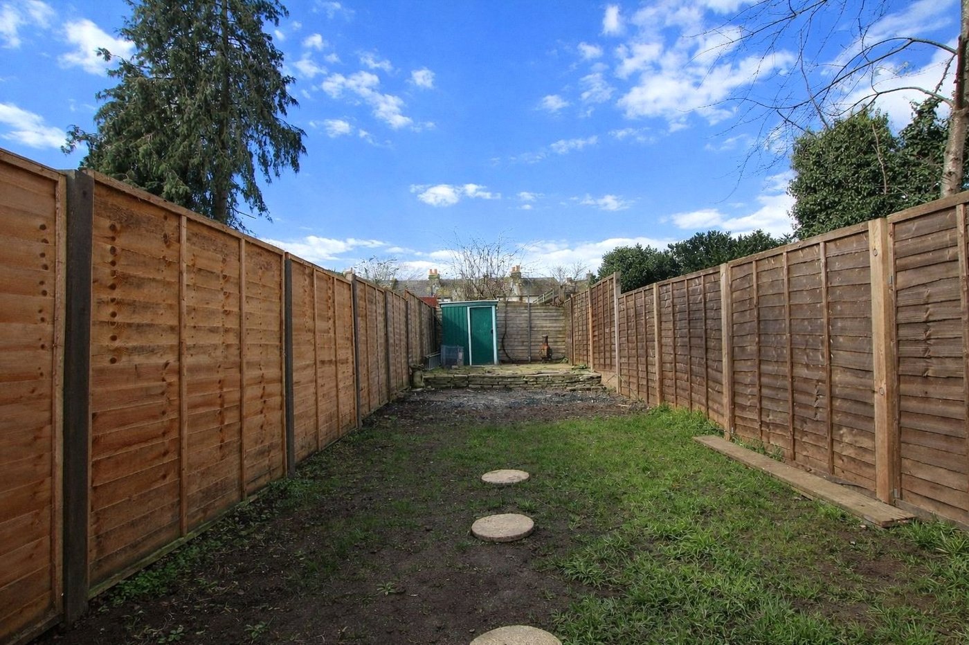 2 bedroom house for sale in Plumstead Common | Robinson Jackson