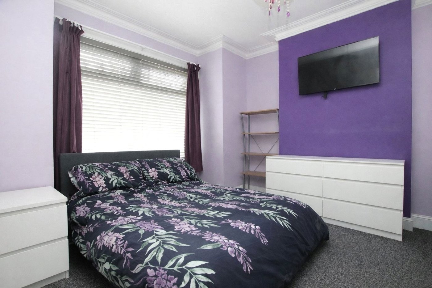 2 bedroom house for sale in Plumstead Common | Robinson Jackson