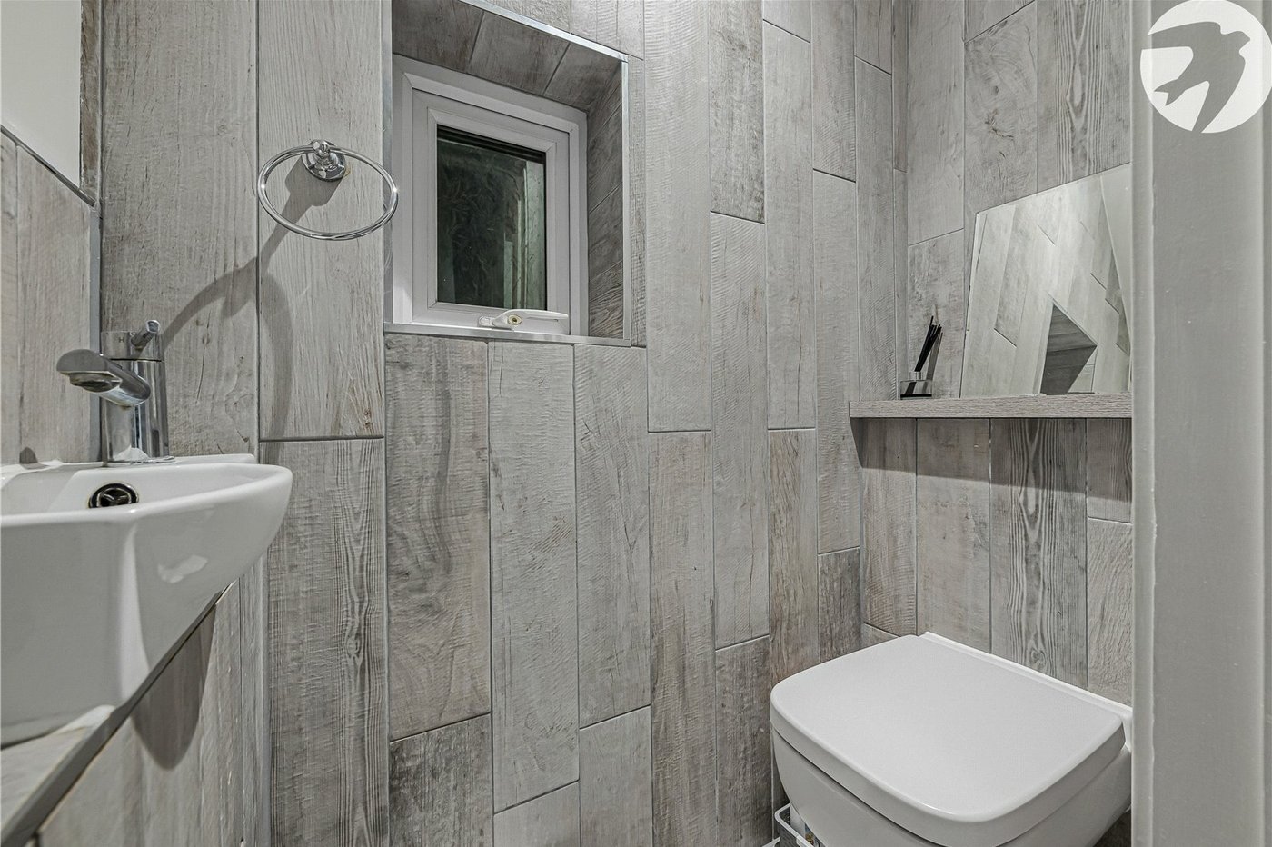 4 bedroom house for sale in Dartford | Robinson Jackson