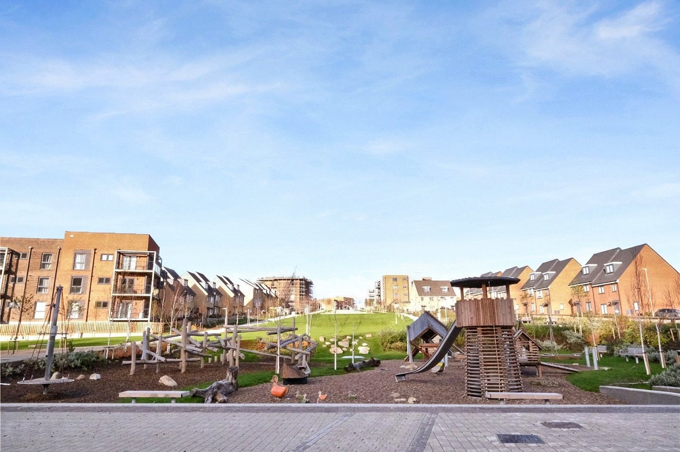 2 bedroom property for sale in Castle Hill | Robinson Jackson