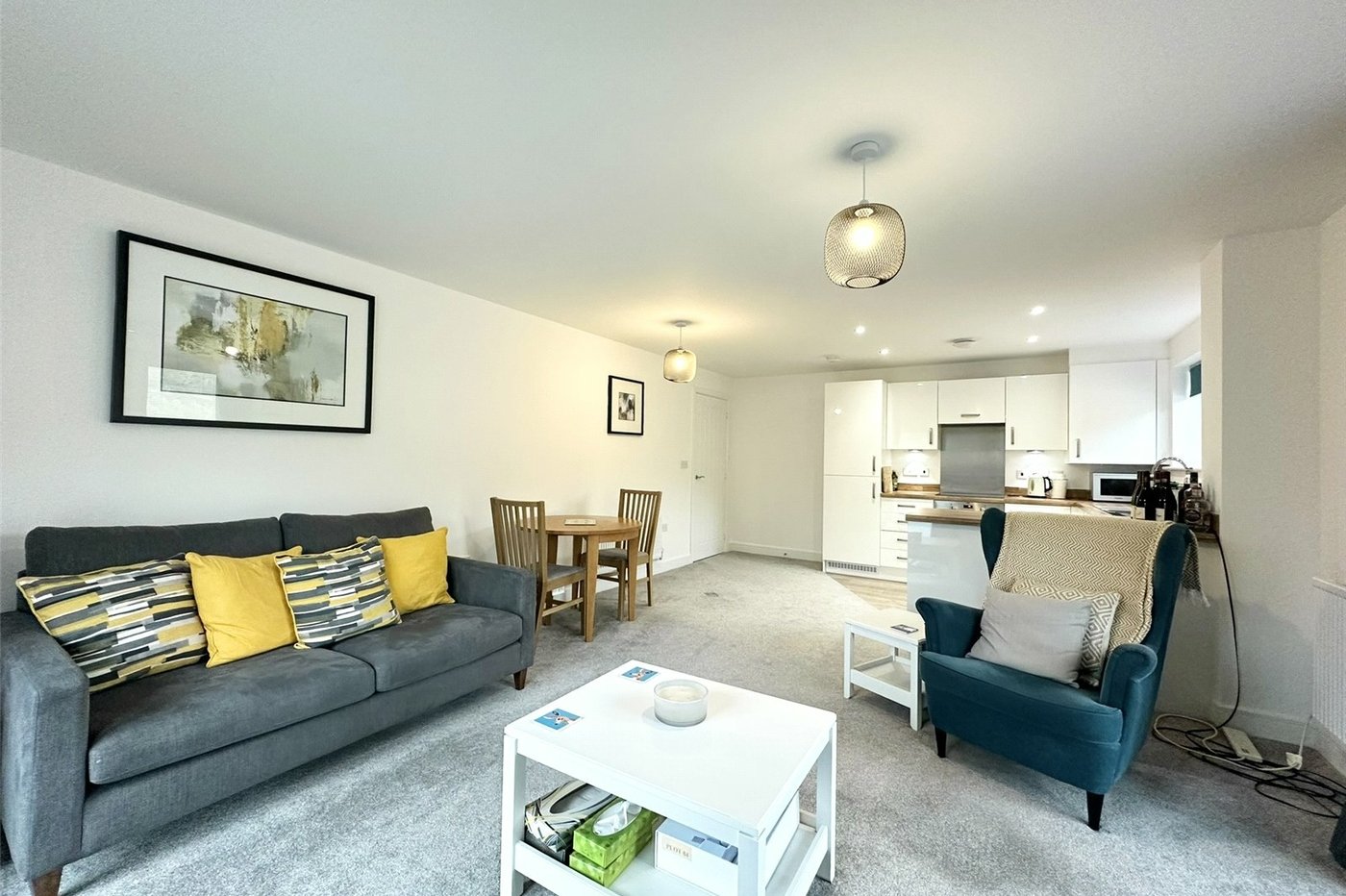 2 bedroom property for sale in Castle Hill | Robinson Jackson