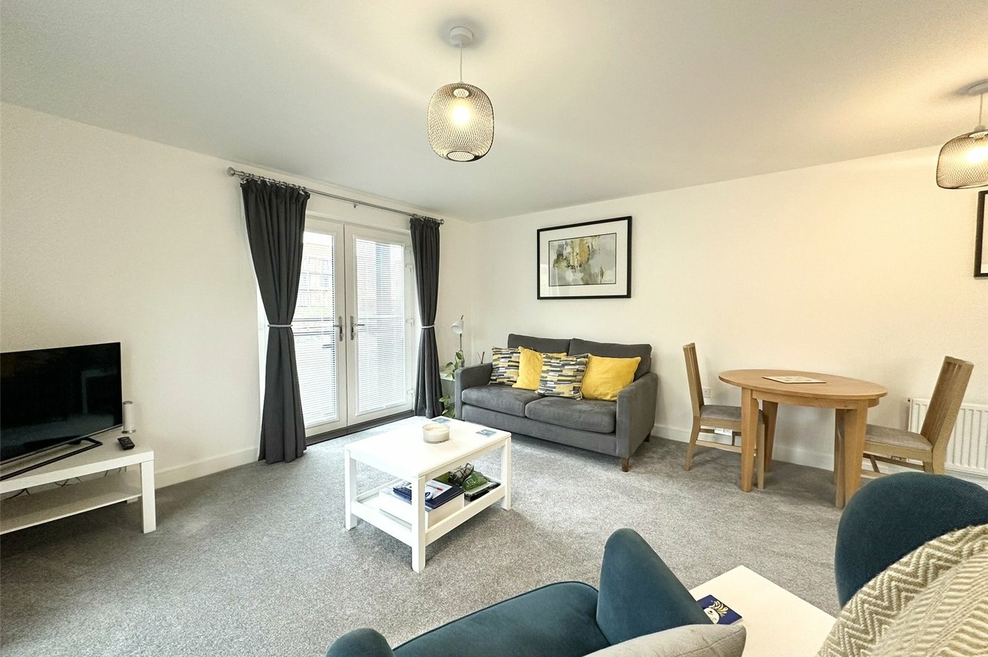 2 bedroom property for sale in Castle Hill | Robinson Jackson