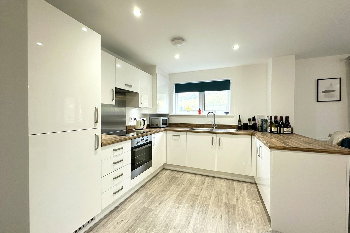 2 bedroom property for sale in Castle Hill | Robinson Jackson