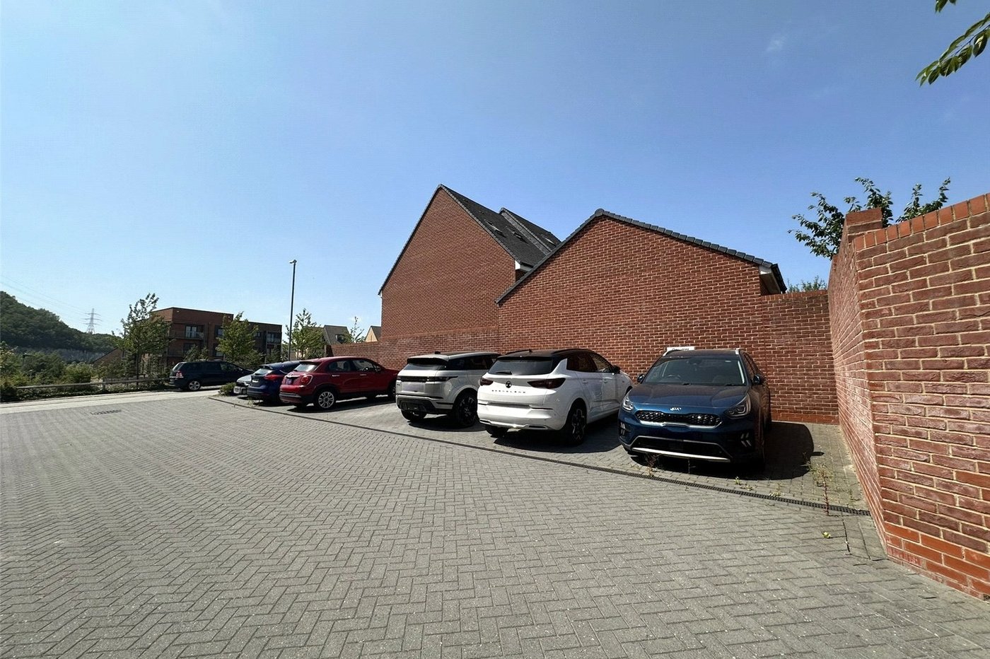 1 bedroom property for sale in Castle Hill | Robinson Jackson
