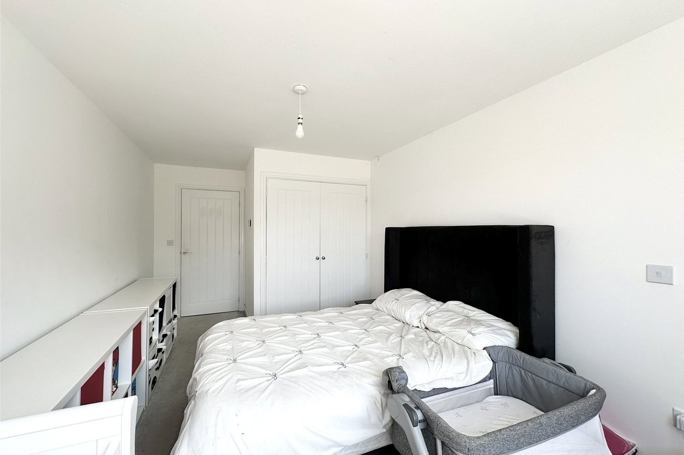 1 bedroom property for sale in Castle Hill | Robinson Jackson