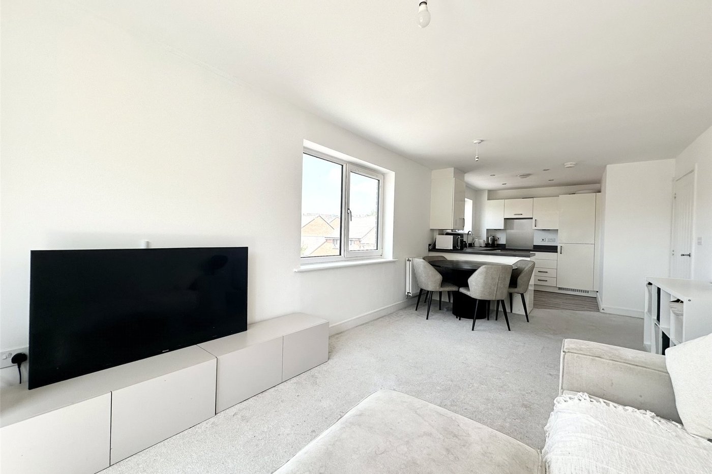 1 bedroom property for sale in Castle Hill | Robinson Jackson
