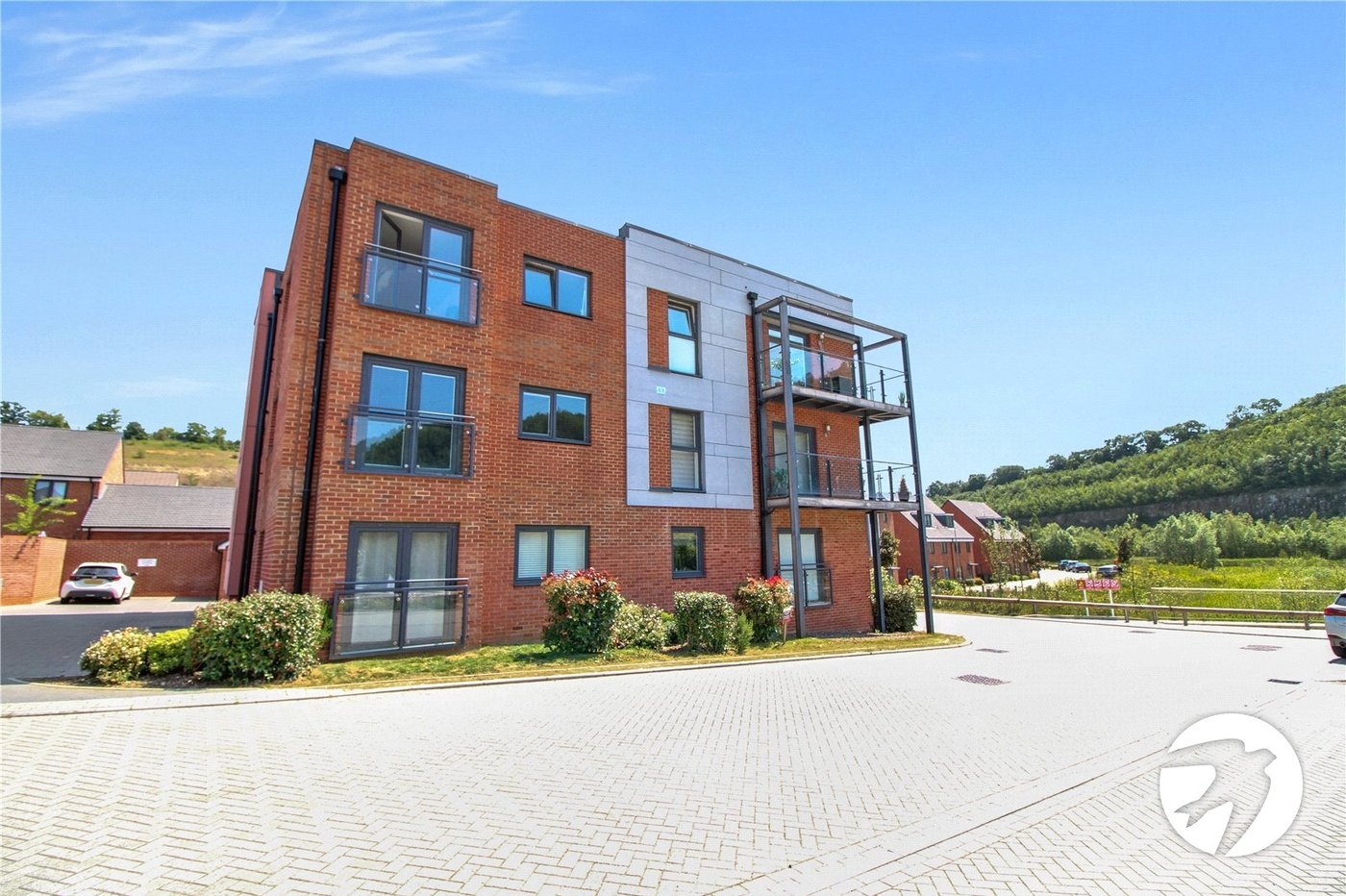 1 bedroom property for sale in Castle Hill | Robinson Jackson