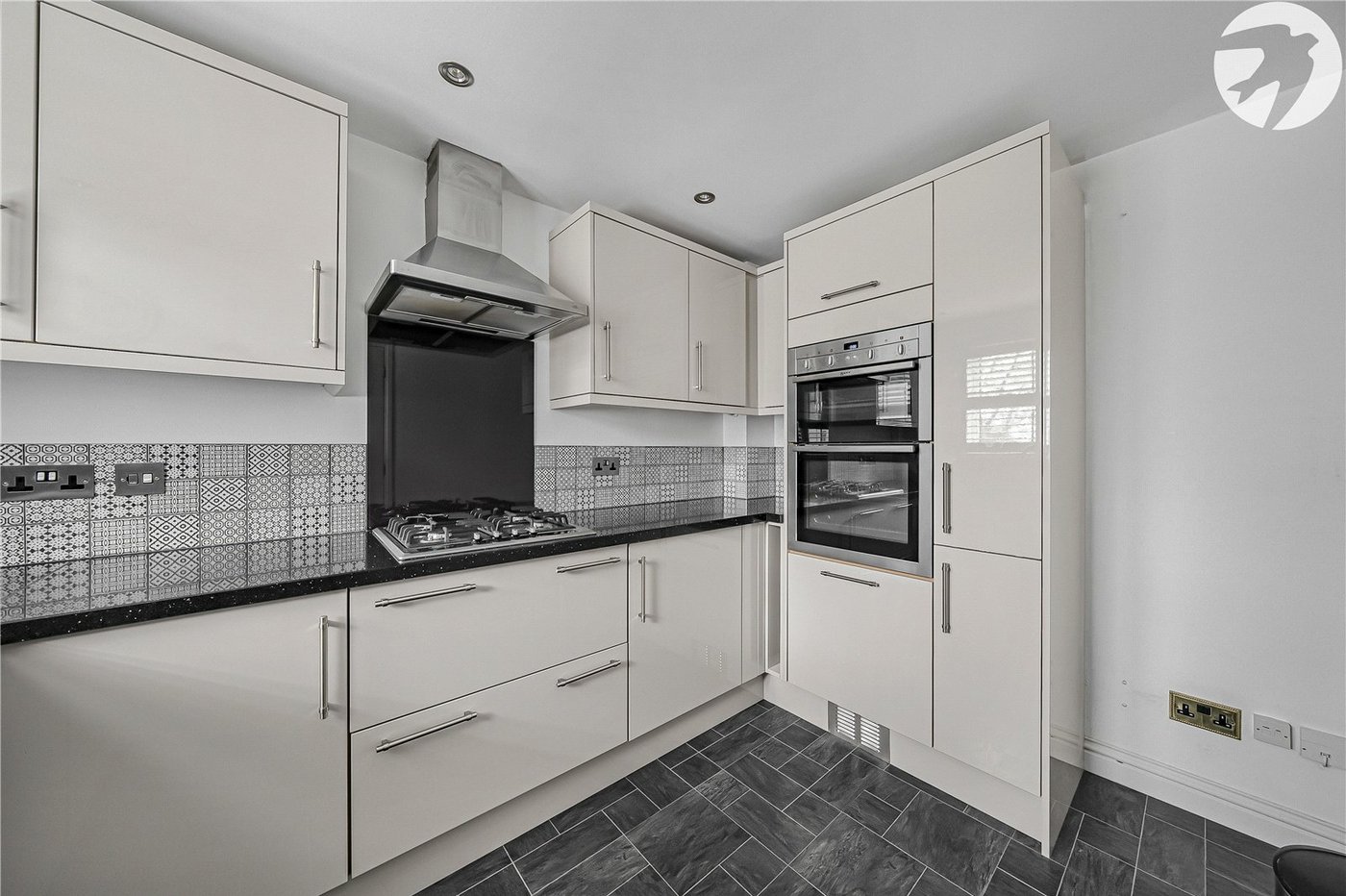 3 bedroom house to rent in Darenth Village Park | Robinson Jackson