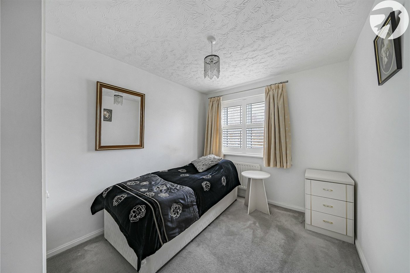 3 bedroom house to rent in Darenth Village Park | Robinson Jackson