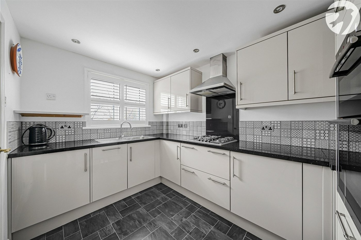 3 bedroom house to rent in Darenth Village Park | Robinson Jackson