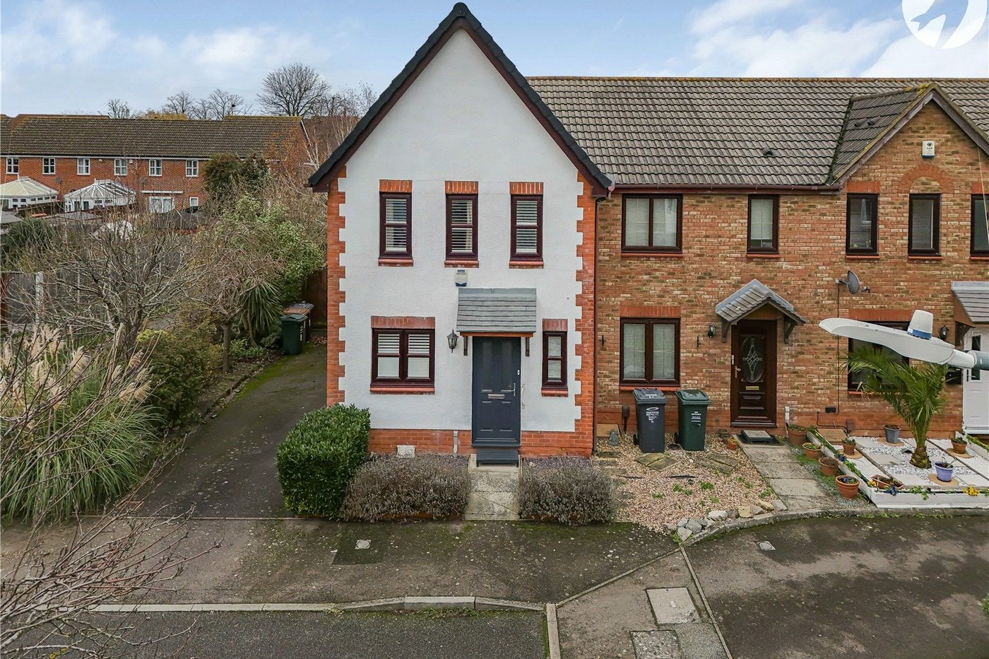 3 bedroom house to rent in Darenth Village Park | Robinson Jackson