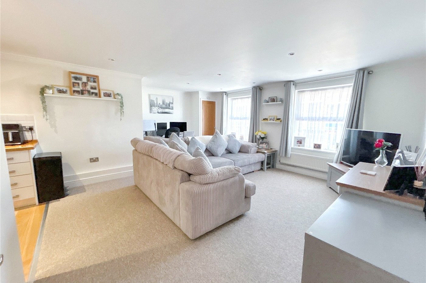 2 bedroom property for sale in Sidcup | Robinson Jackson