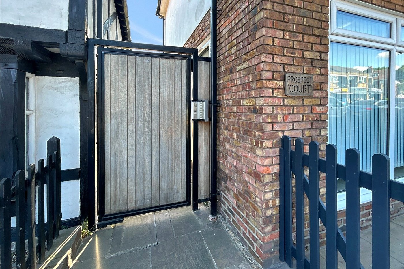 2 bedroom property for sale in Sidcup | Robinson Jackson