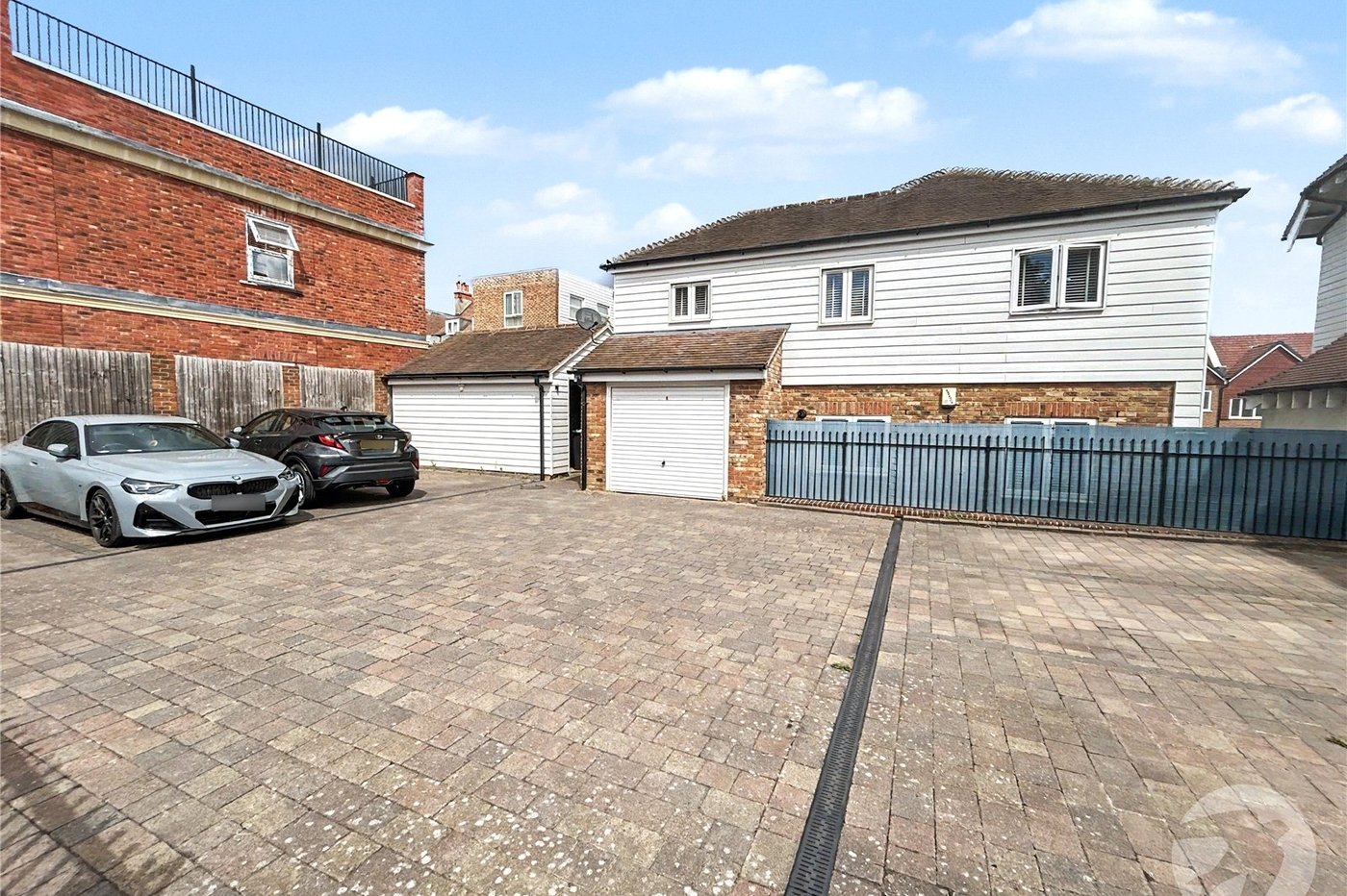 2 bedroom property for sale in Sidcup | Robinson Jackson