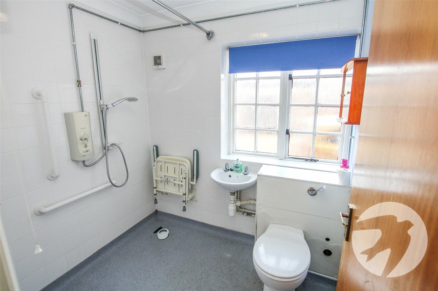 2 bedroom property for sale in London | Robinson Jackson