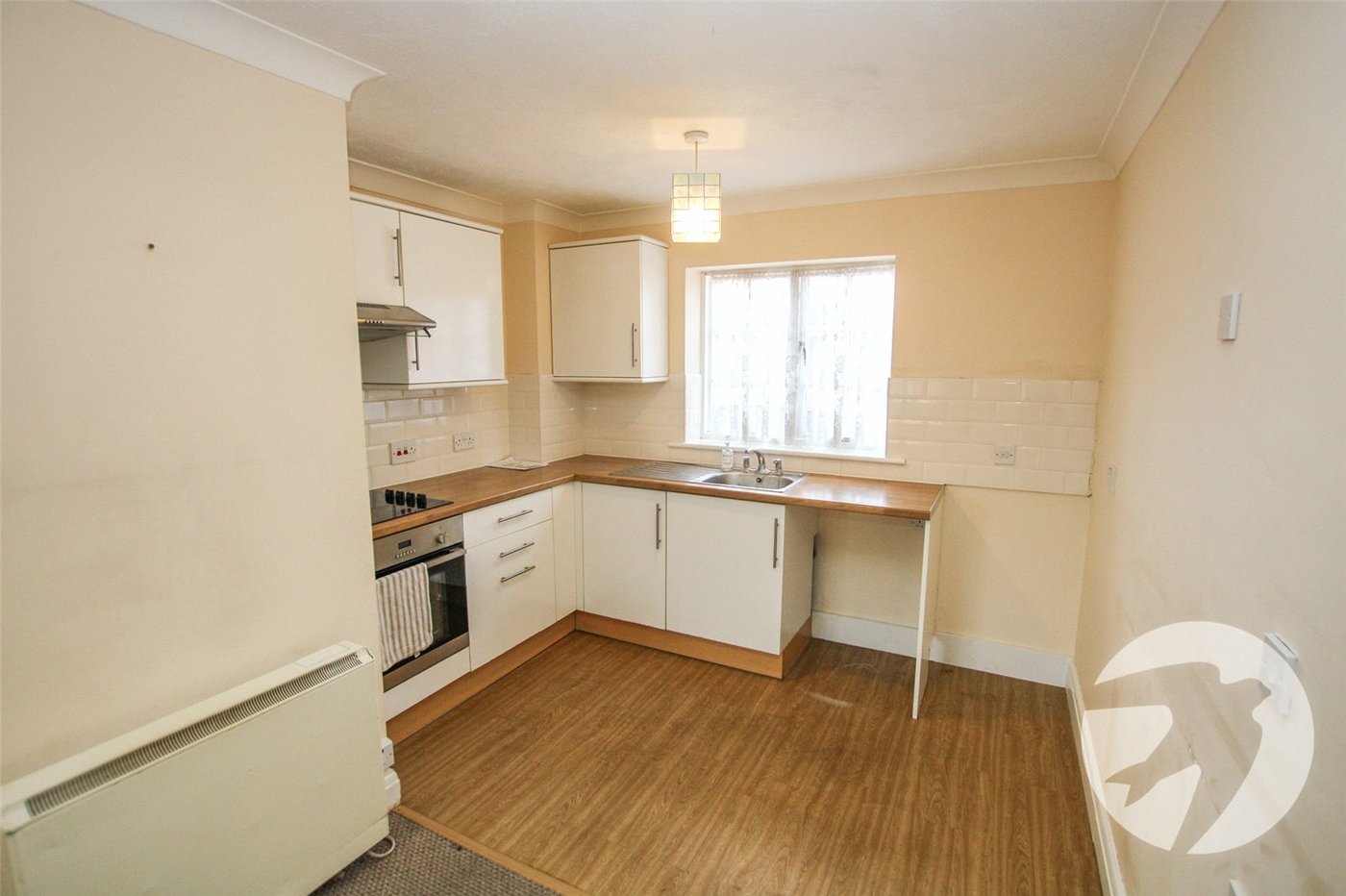 2 bedroom property for sale in London | Robinson Jackson
