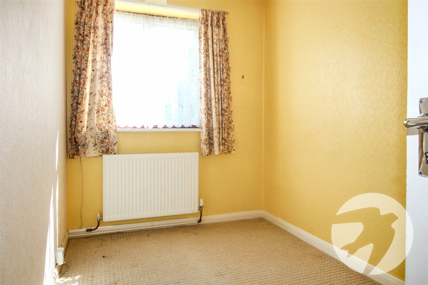 2 bedroom property for sale in London | Robinson Jackson