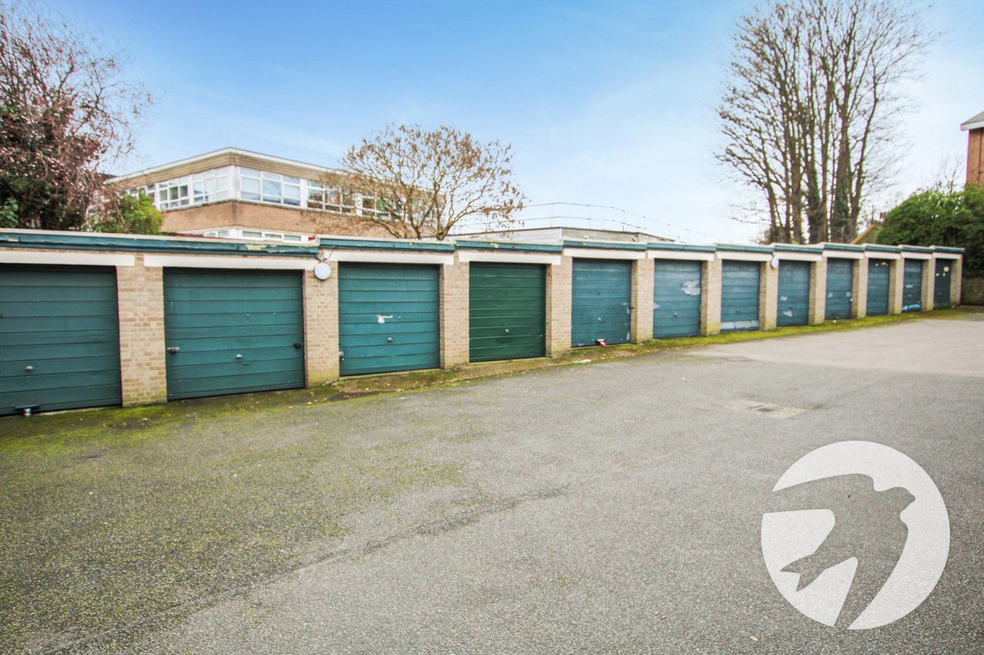 2 bedroom property for sale in London | Robinson Jackson