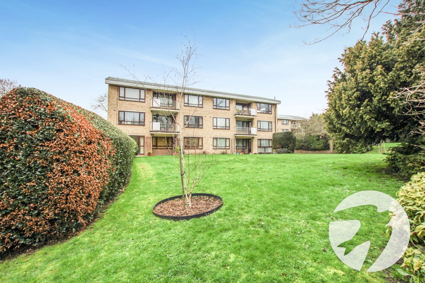 2 bedroom property for sale in London | Robinson Jackson