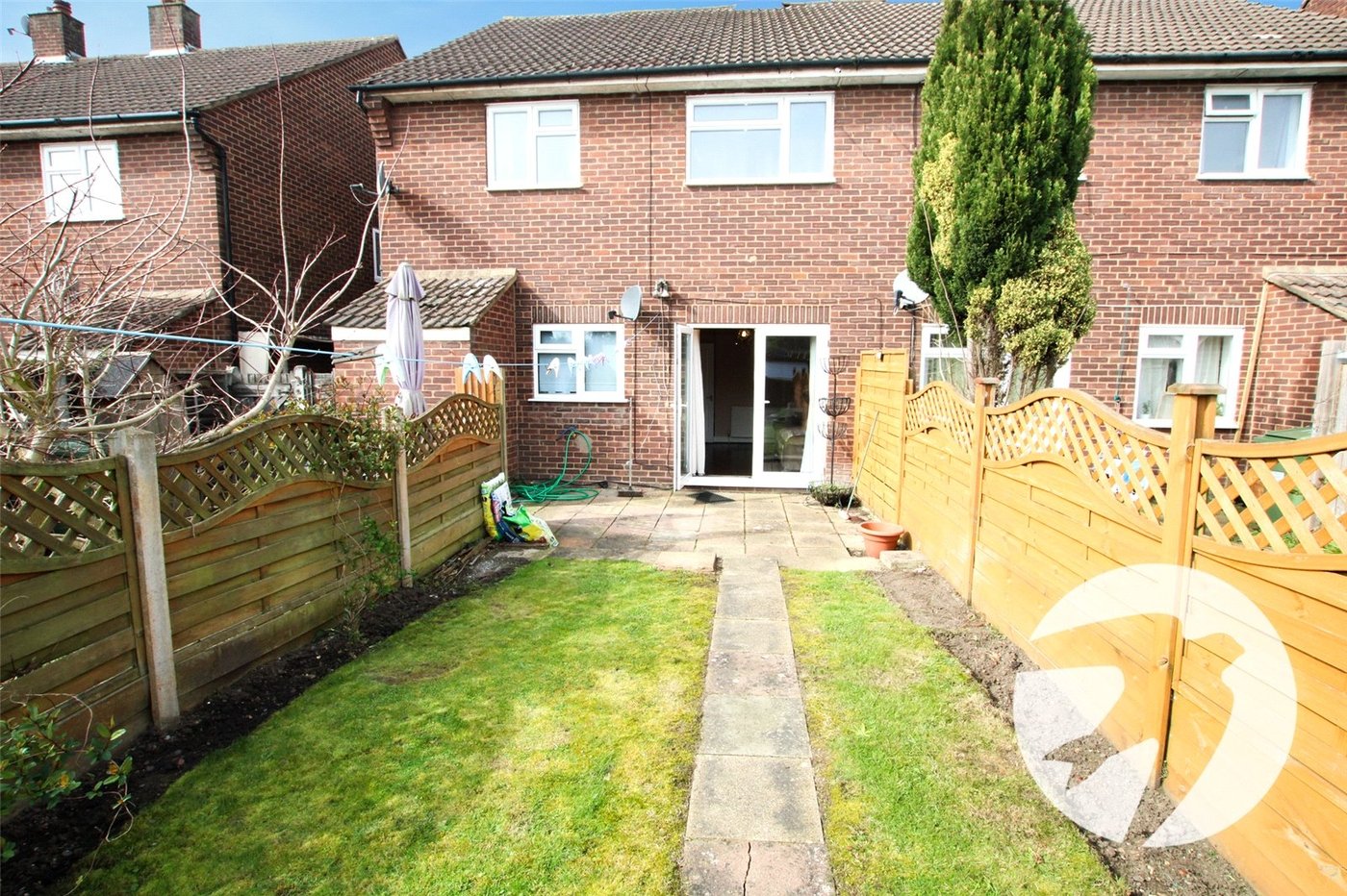 2 bedroom property for sale in London | Robinson Jackson