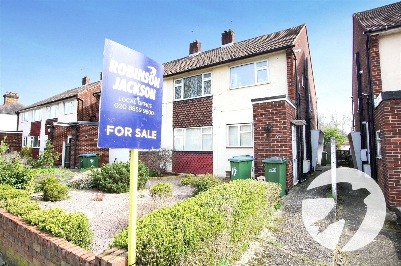 2 bedroom property for sale in London | Robinson Jackson