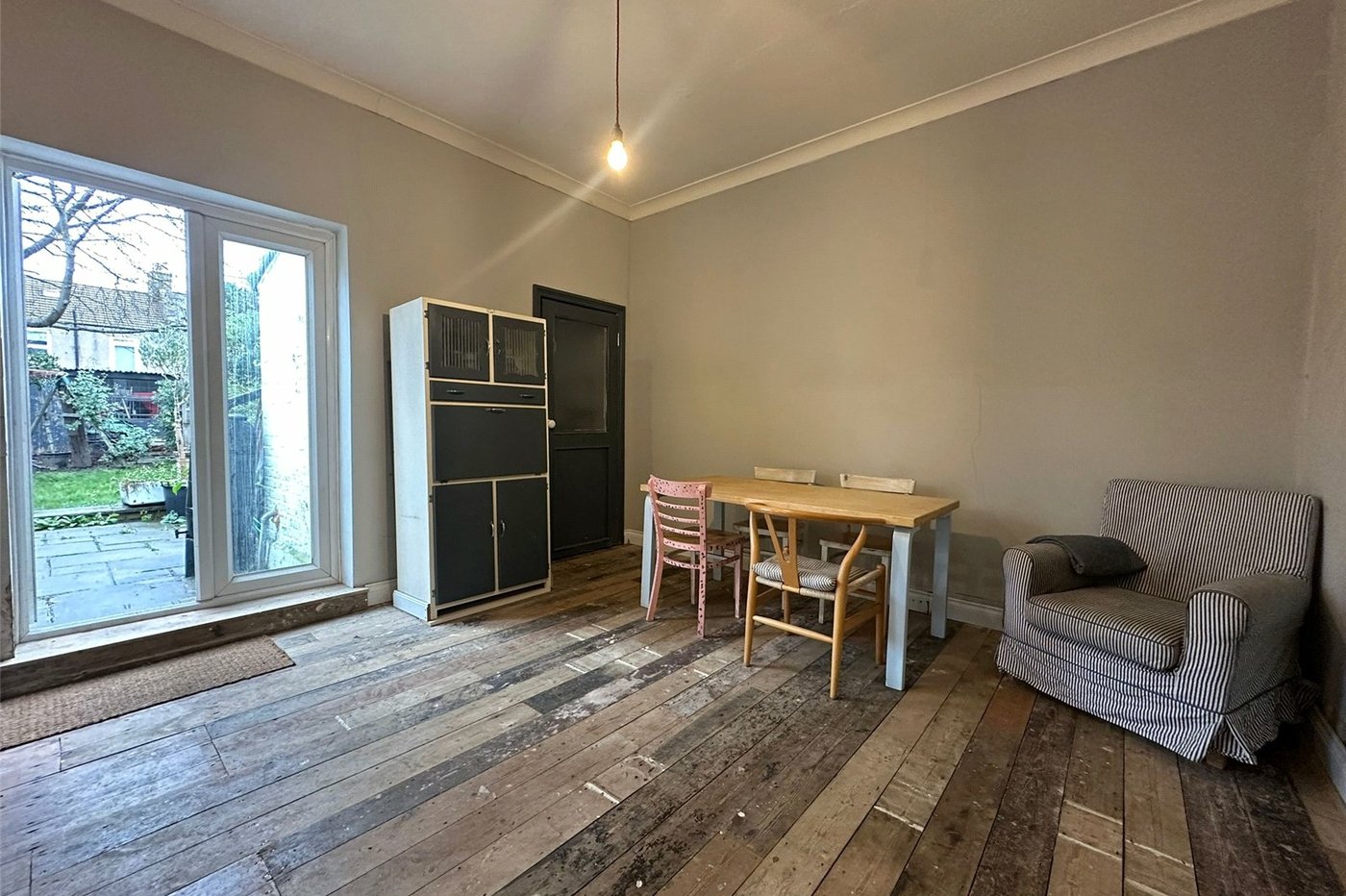 3 bedroom house for sale in London | Robinson Jackson