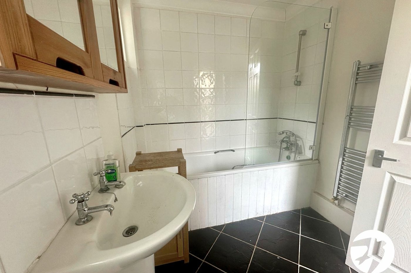 2 bedroom property for sale in Hither Green | Robinson Jackson