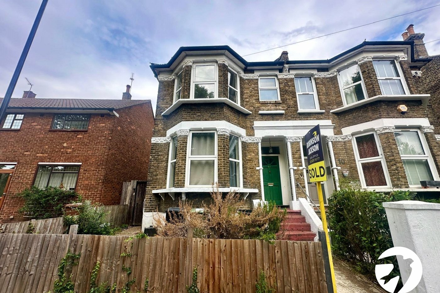2 bedroom property for sale in Hither Green | Robinson Jackson