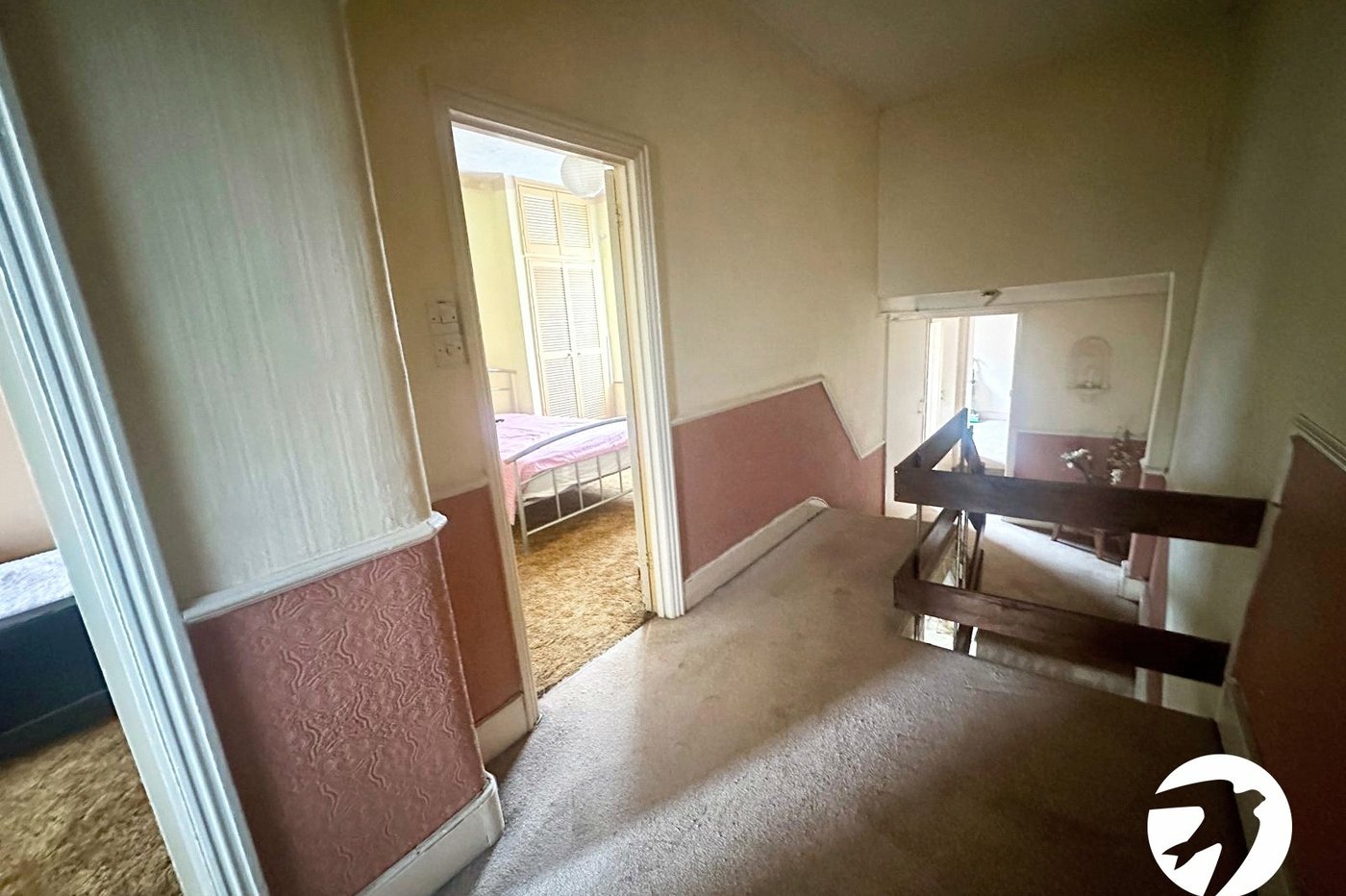 3 bedroom house for sale in London | Robinson Jackson