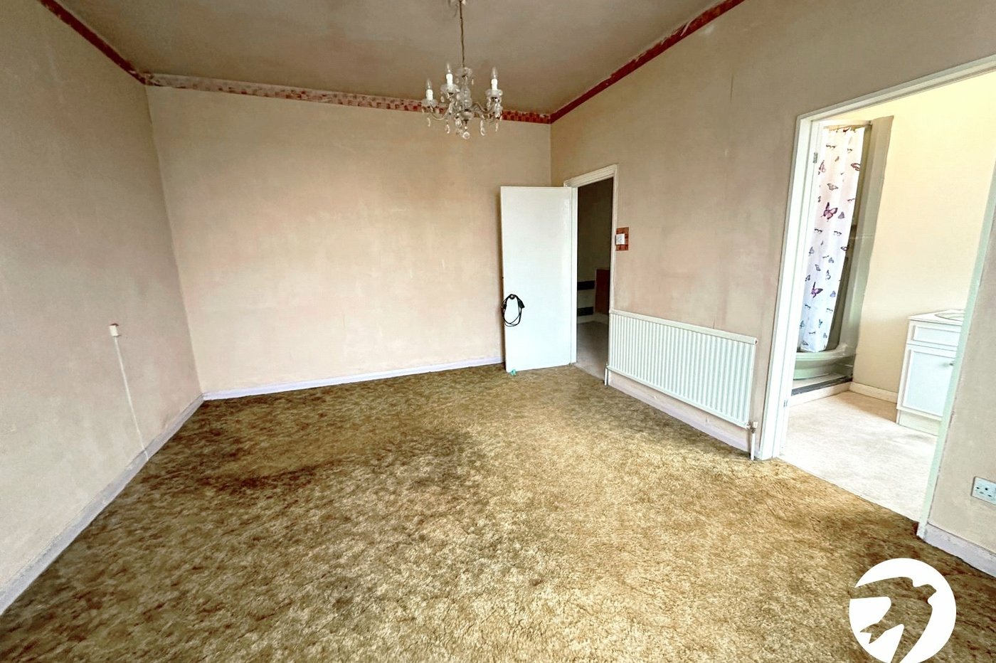 3 bedroom house for sale in London | Robinson Jackson