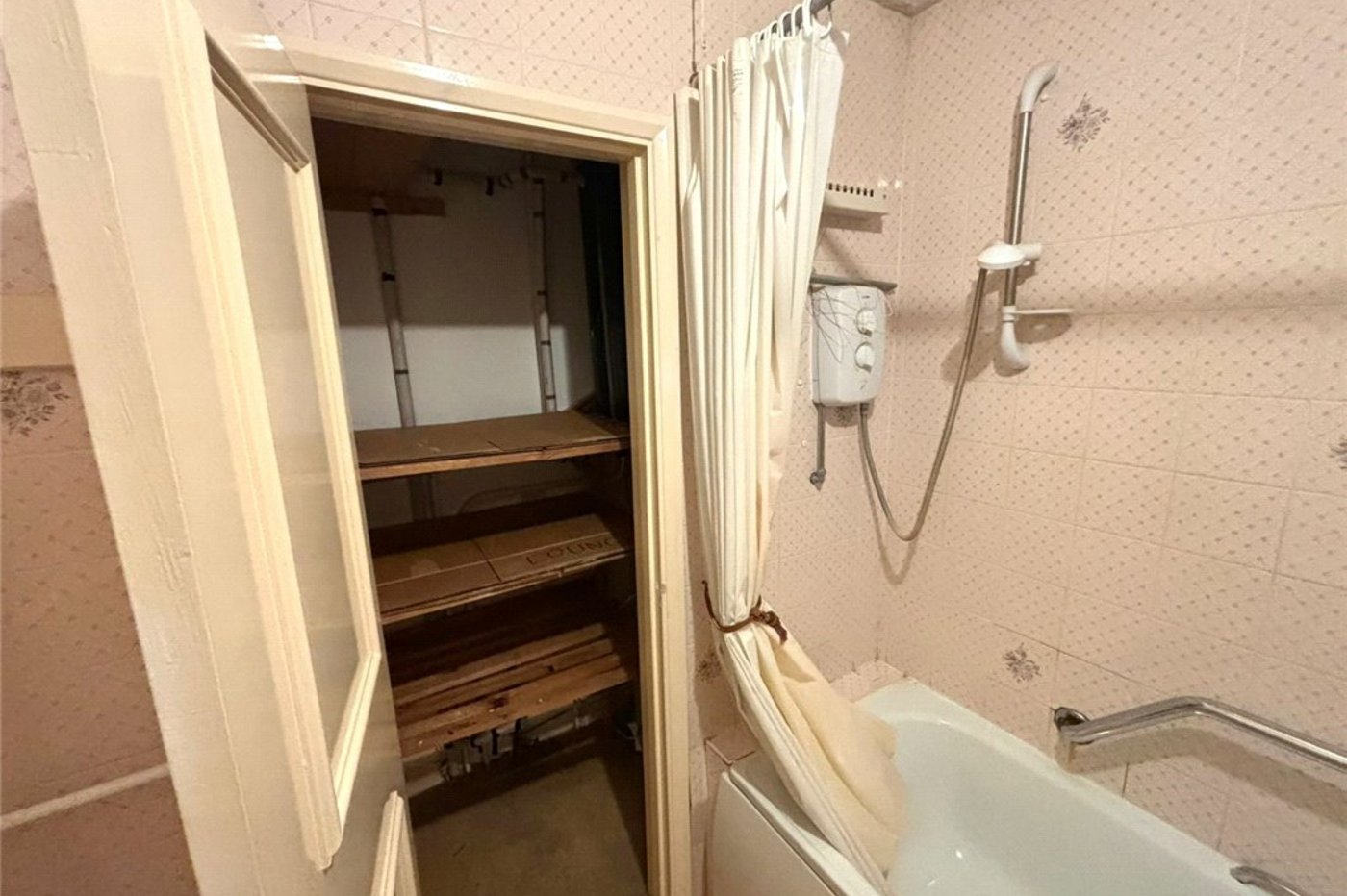 1 bedroom property for sale in Chislehurst | Robinson Jackson