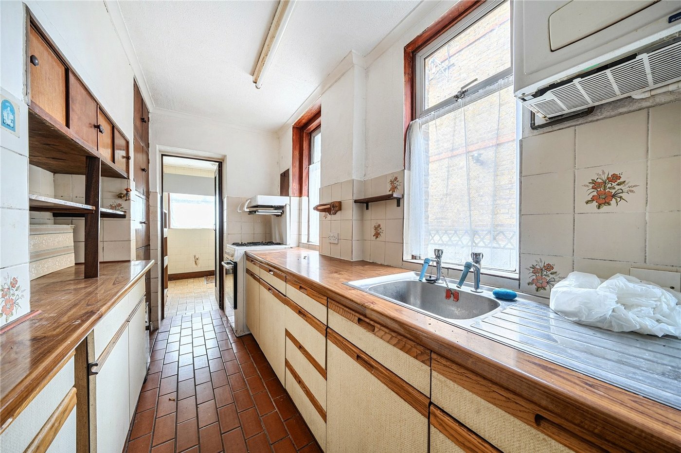 6 bedroom house for sale in Forest Hill | Robinson Jackson