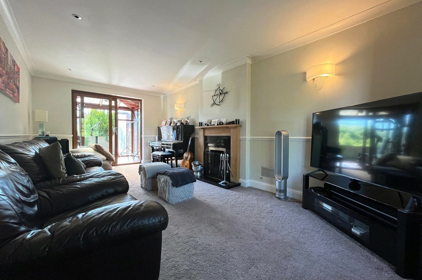 4 bedroom house for sale in Walderslade | Robinson Michael & Jackson