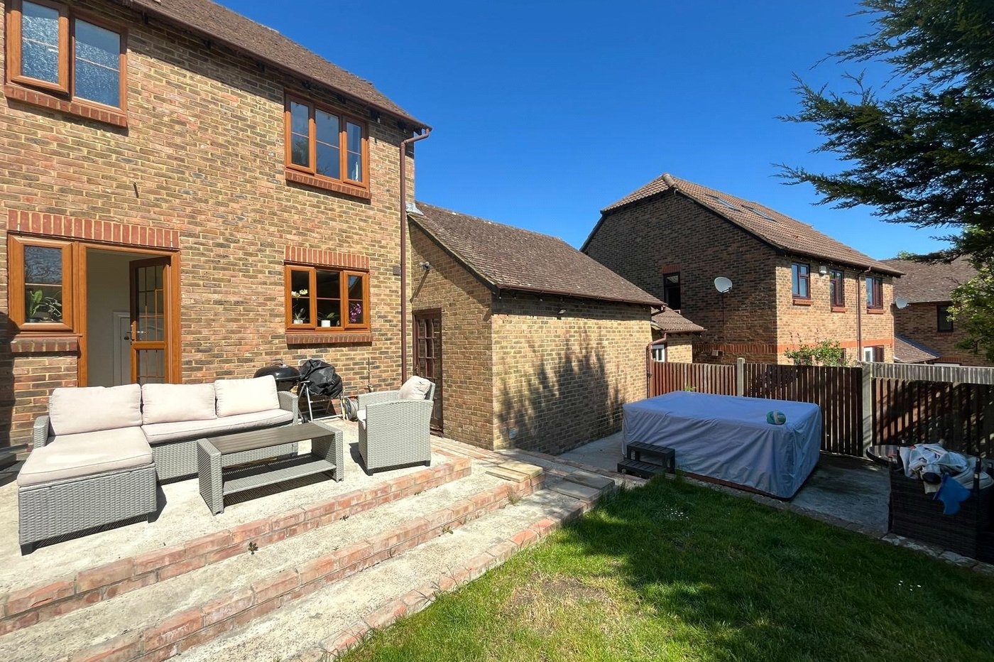 4 bedroom house for sale in Walderslade | Robinson Michael & Jackson