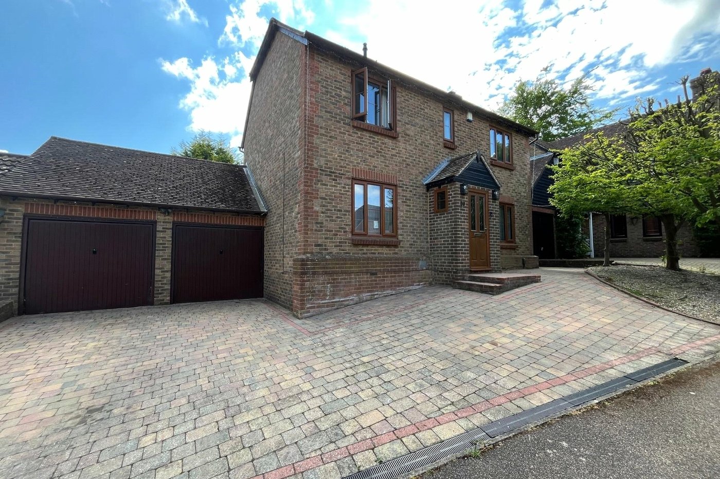 4 bedroom house for sale in Walderslade | Robinson Michael & Jackson