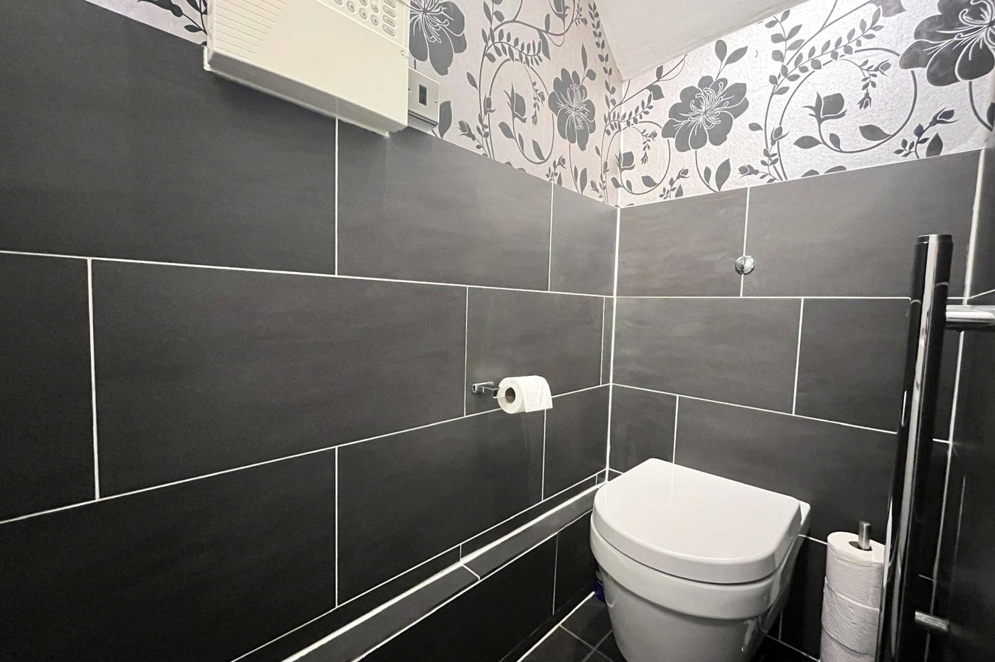 4 bedroom house for sale in Walderslade | Robinson Michael & Jackson