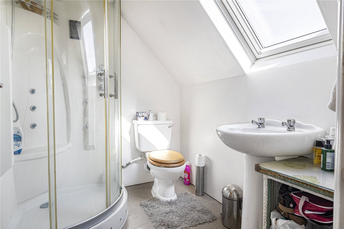 4 bedroom house for sale in Higham | Robinson Michael & Jackson