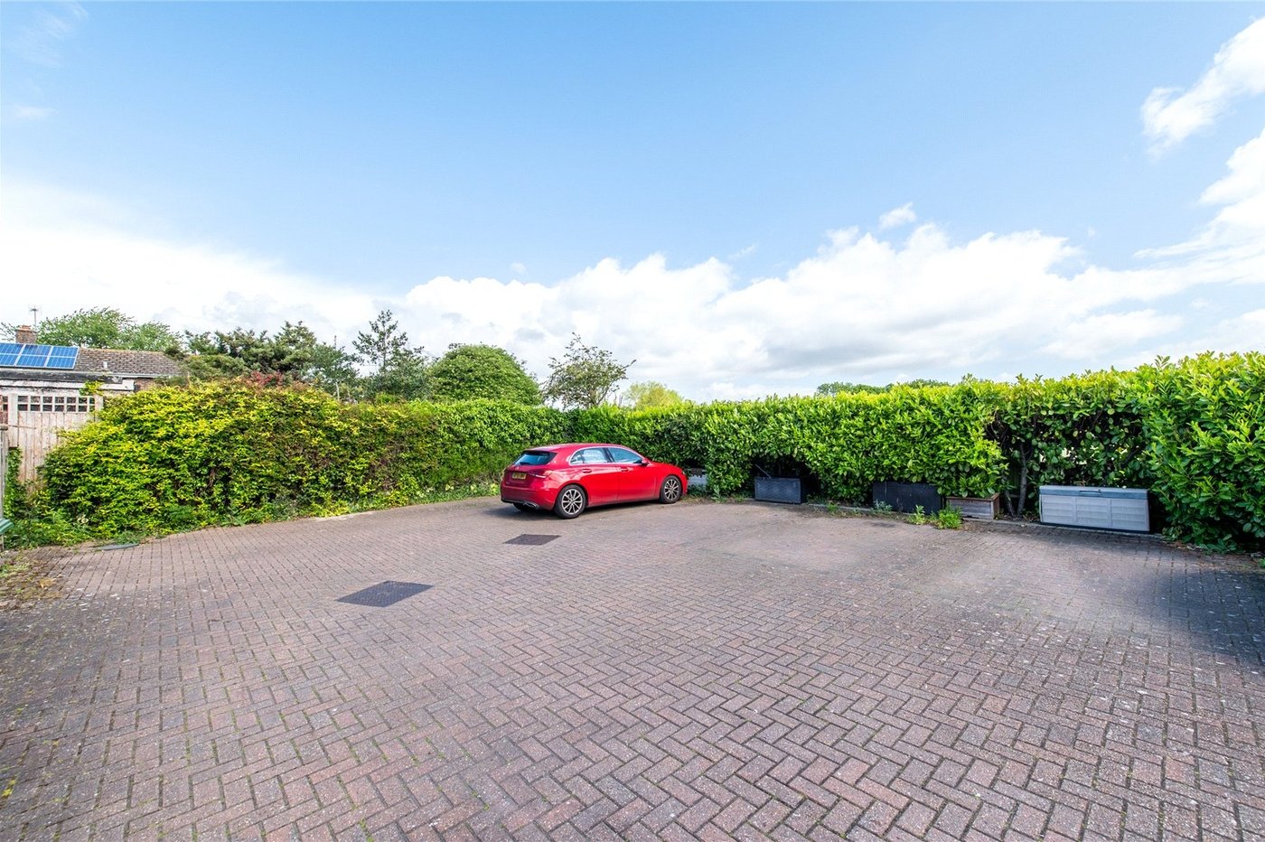 3 bedroom house for sale in Leeds | Robinson Michael & Jackson