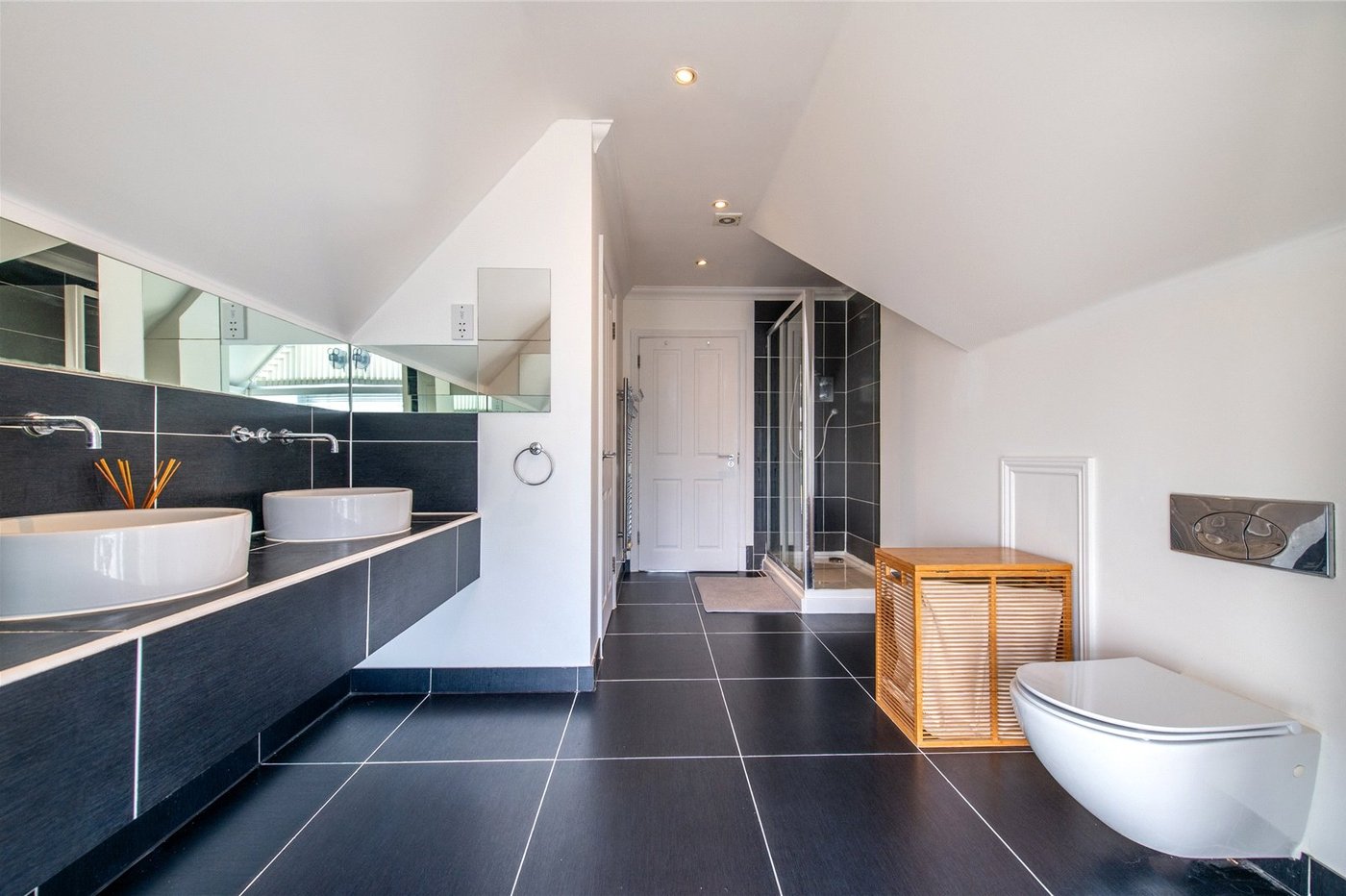 3 bedroom house for sale in Leeds | Robinson Michael & Jackson